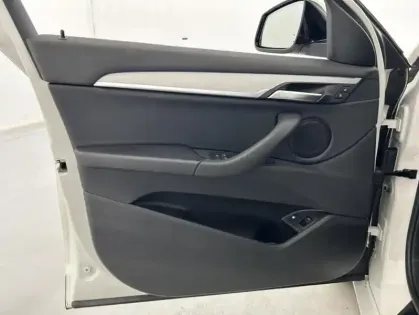 Photo 11 BMW X2 xDrive25eA 220ch M Sport + Toit Ouvrant