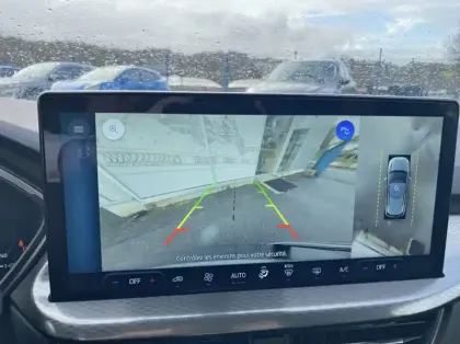 Photo 14 Ford Kuga 2.5 Duratec 180ch Hybrid FlexiFuel Titanium Business Powershift