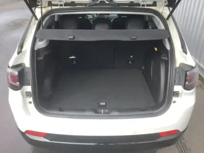 Photo 9 Jeep Compass 1.5 Turbo T4 130 ch e-Hybrid BVR7 S