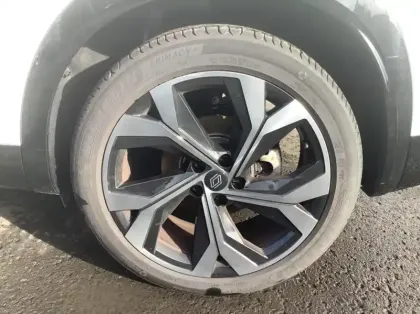 Photo 8 Renault Austral E-Tech full hybrid 200 GSR2 Techno esprit Alpine