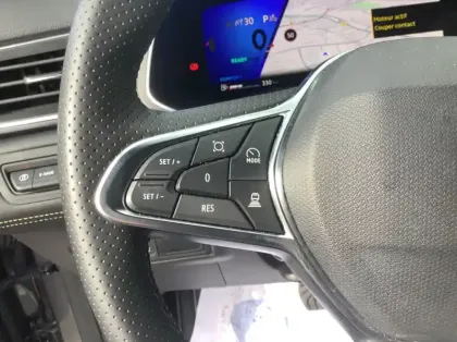 Photo 23 Renault Symbioz Nouveau E-Tech full hybrid 145 Iconic