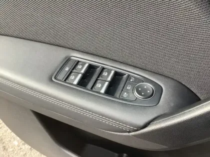 Photo 16 Renault Symbioz Nouveau E-Tech full hybrid 145 Iconic