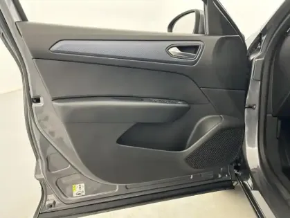 Photo 11 Renault Arkana mild hybrid 140 EDC FAP 22 Evolution 5p