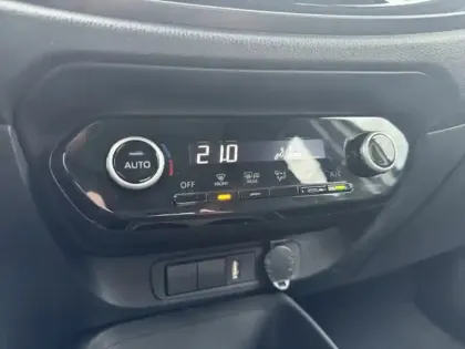 Photo 15 Toyota Aygo 1.0 VVT-i 72 Dynamic S-CVT