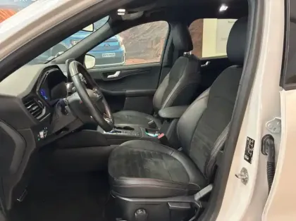 Photo 9 Ford Kuga Gén. III Ph1 ST-Line X 5