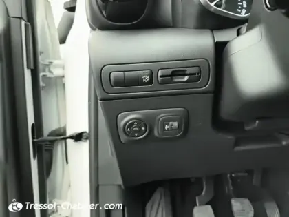 Photo 16 Citroën C3 Aircross  PureTech 130 S&S BVM6 Shine