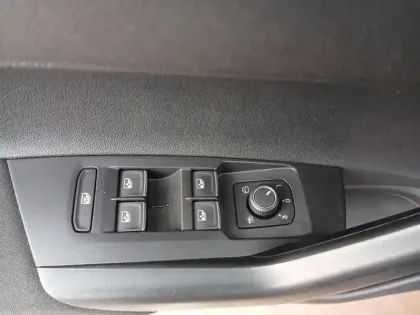 Photo 18 Volkswagen Polo  1.0 TSI 95 CARAT