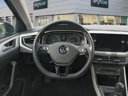 Photo 11 Volkswagen Polo  1.0 TSI 95 CARAT