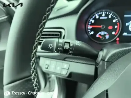 Photo 17 Kia Stonic  1.0 T-GDi 100 ch BVM6 GT Line