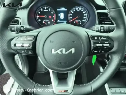 Photo 18 Kia Stonic  1.0 T-GDi 100 ch BVM6 GT Line