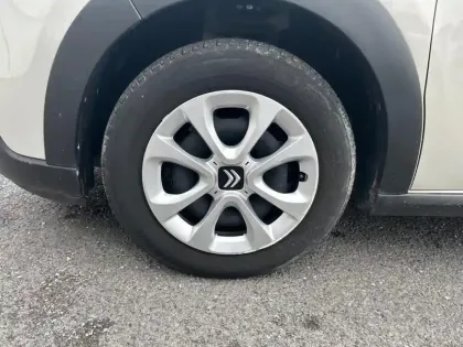 Photo 14 Citroën C3  PureTech 83 S&S BVM5 YOU!