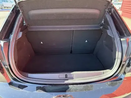 Photo 7 Peugeot 208  PureTech 100 S&S EAT8 GT