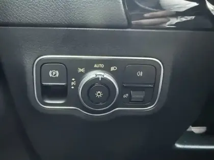 Photo 17 Mercedes Classe B 180 d Progressive Line