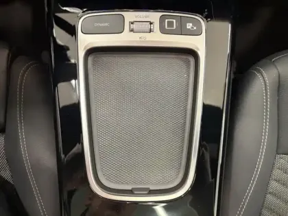 Photo 11 Mercedes Classe A Gén. IV (W177) Ph2 Progressive Line 5