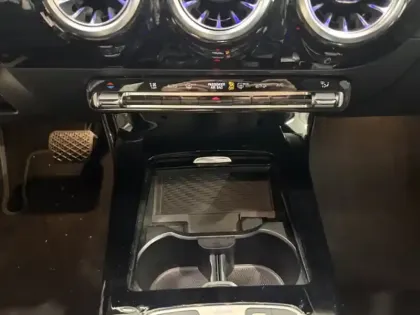 Photo 12 Mercedes Classe A Gén. IV (W177) Ph2 Progressive Line 5