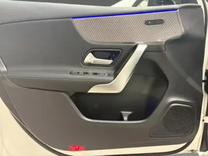 Photo 24 Mercedes Classe A Gén. IV (W177) Ph2 Progressive Line 5