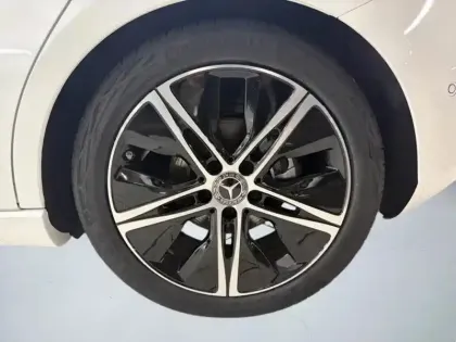 Photo 8 Mercedes Classe A Gén. IV (W177) Ph2 Progressive Line 5