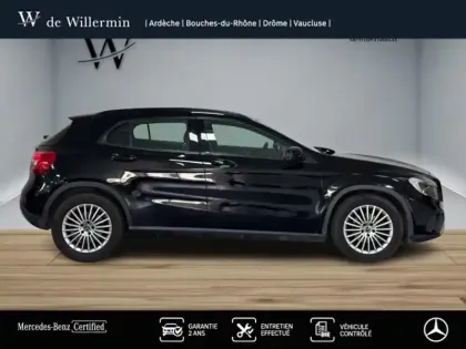 Photo 26 Mercedes GLA 180 Intuition