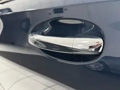 Photo 13 Mercedes Classe A 250 e AMG Line