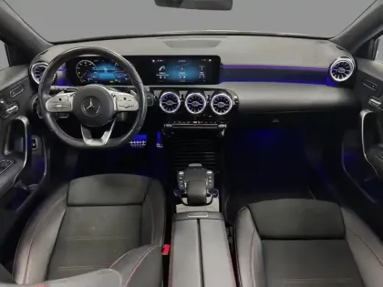 Photo 18 Mercedes Classe A 250 e AMG Line