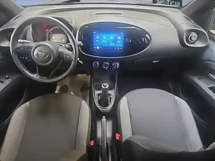 Photo 7 Toyota Aygo  X 1.0 VVT-i 72ch Dynamic