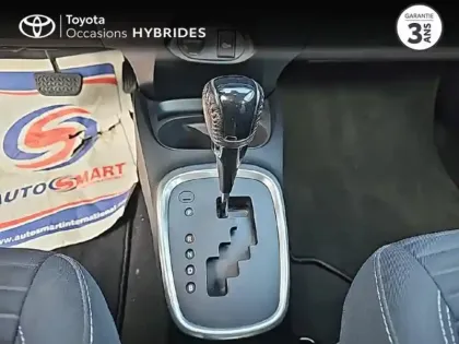Photo 11 Toyota Yaris  100h Dynamic 5p RC19