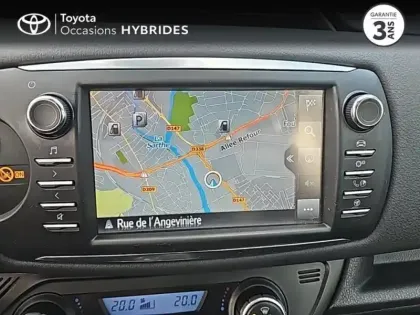 Photo 8 Toyota Yaris  100h Dynamic 5p RC19