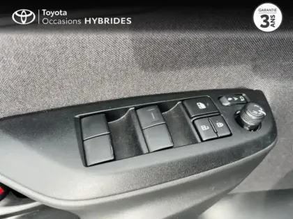 Photo 14 Toyota Yaris  Cross 116h Dynamic Business MC24