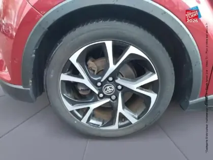 Photo 9 Toyota C-HR  122h Collection 2WD E-CVT RC19 Sieges chauf GPS Camera