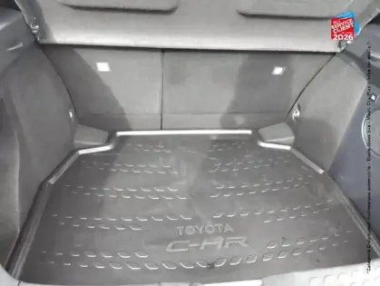 Photo 13 Toyota C-HR  122h Collection 2WD E-CVT RC19 Sieges chauf GPS Camera