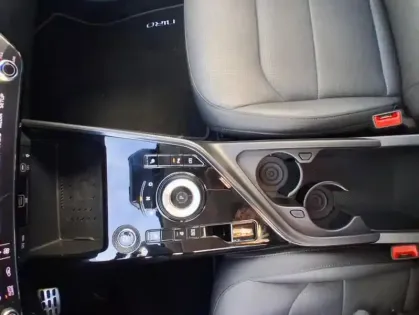 Photo 12 Kia Niro Gén. II Ph1 Evo Premium 5