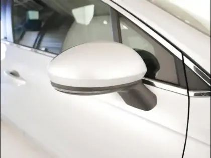 Photo 9 Renault Clio  1.6 E-Tech hybride 145ch Techno