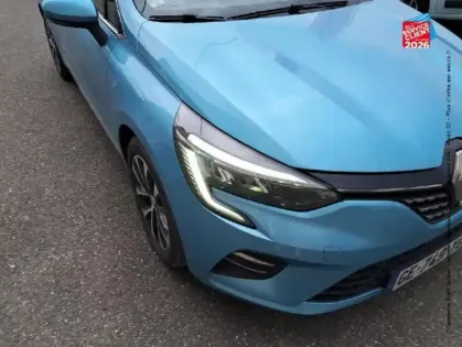 Photo 27 Renault Clio  1.6 E-Tech hybride 140ch Intens -21N