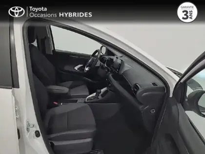 Photo 14 Toyota Yaris  116h Design 5p Pack Confort