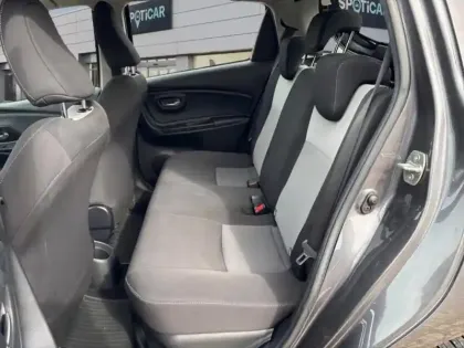 Photo 9 Toyota Yaris  HSD 100h Dynamic 5p