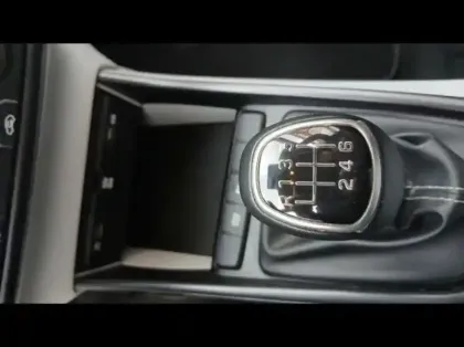 Photo 14 Hyundai I20  1.0 T-GDi 100ch Hybrid Business