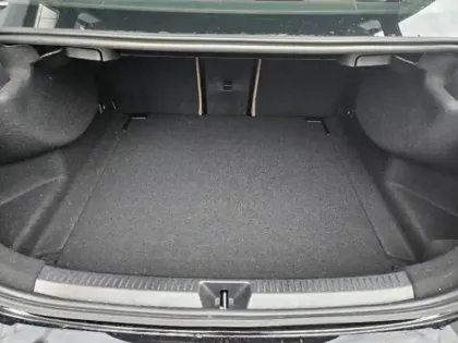 Photo 5 Mercedes Classe A  Berline 180 d 116ch AMG Line 8G-DCT