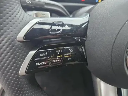 Photo 14 Mercedes Classe A  Berline 180 d 116ch AMG Line 8G-DCT