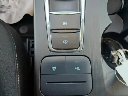 Photo 13 Ford Kuga  2.5 Duratec 190ch FHEV E85 Titanium BVA