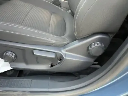 Photo 15 Ford Kuga  2.5 Duratec 190ch FHEV E85 Titanium BVA