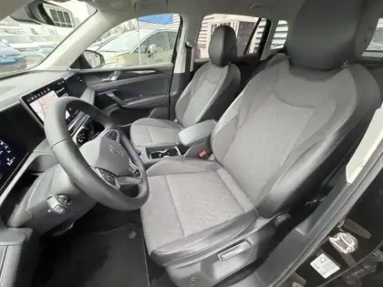 Photo 6 Volkswagen Tiguan  1.5 eHybrid 204ch VW Edition DSG6