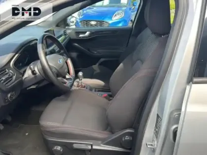 Photo 8 Ford Focus  SW 1.0 EcoBoost 125ch mHEV ST Line