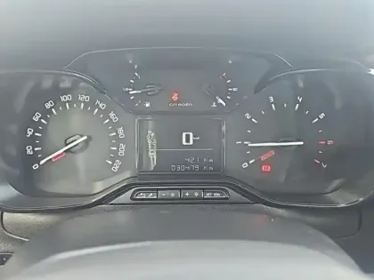 Photo 13 Citroën C3  1.2 PureTech 83ch S&S Feel Pack