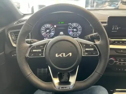 Photo 9 Kia Ceed  1.5 T-GDi 140ch GT-Line MY25