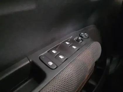 Photo 12 Citroën C3 Aircross  PureTech 110ch S&S Shine EAT6 E6.d-TEMP 114g