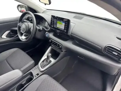 Photo 8 Toyota Yaris Gén. IV Ph1 Dynamic Business 5