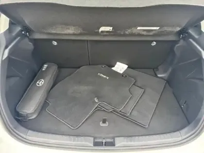 Photo 12 Toyota Yaris Gén. IV Ph1 Dynamic Business 5