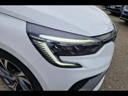 Photo 14 Renault Clio  1.6 E-Tech hybride 140ch RS Line -21N