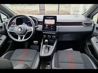 Photo 8 Renault Clio  1.6 E-Tech hybride 140ch RS Line -21N