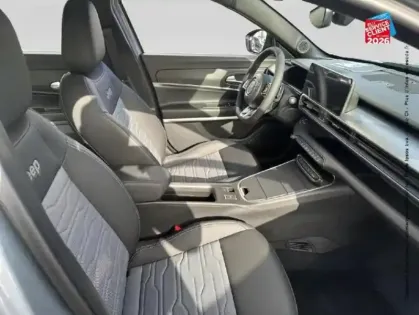 Photo 19 Jeep Avenger  1.2 Turbo T3 145ch MHEV Upland BVR6 4xe